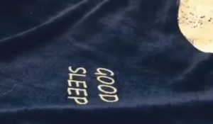 what is the softest blanket material