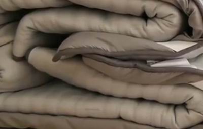 what is a comforter for a bed